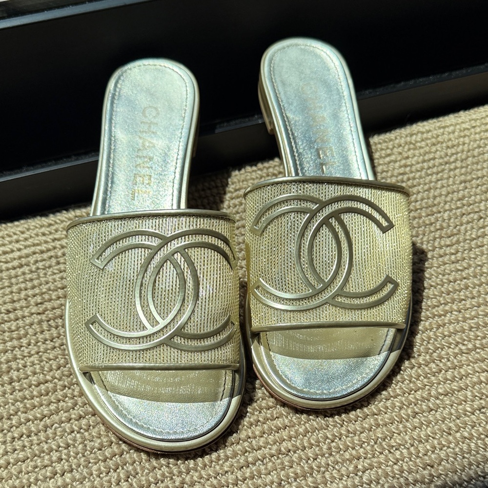 CHANEL Metallic Gold Slide Sandals